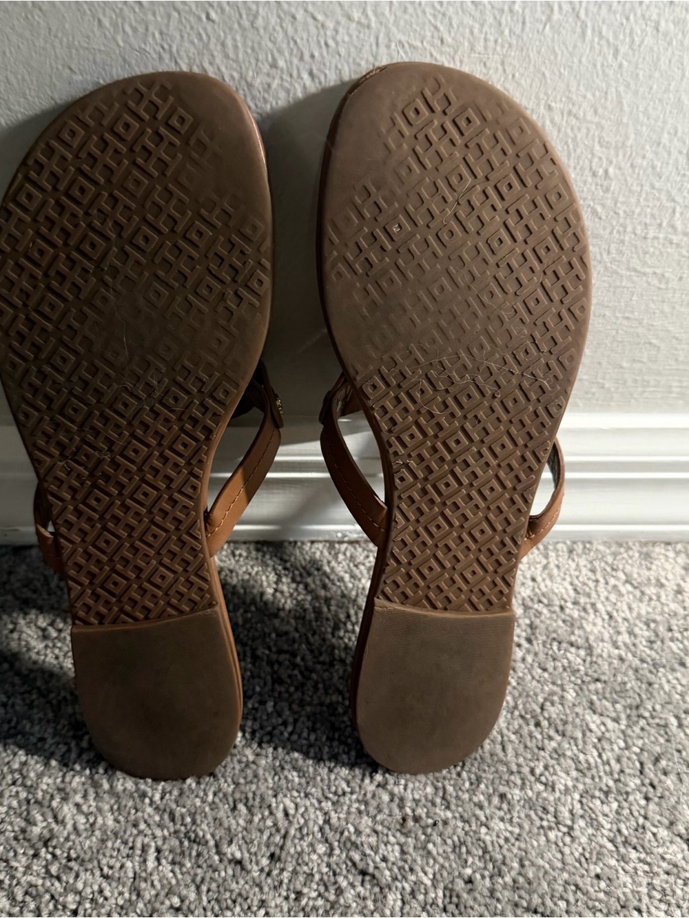 Tory Burch Brown Logo Cutout Leather Miller Sandals - Picture 3 of 6